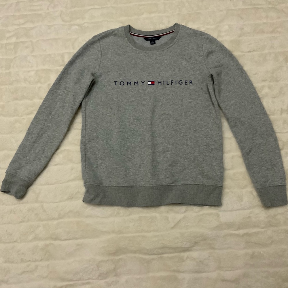 Tommy Hilfiger Gray Crewneck Sweater